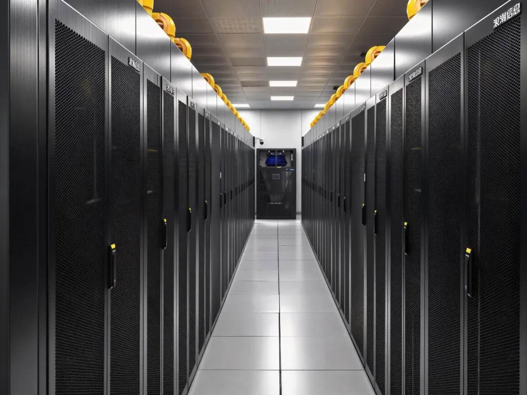 模块化数据机房场景.jpg