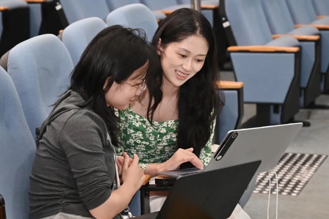 学生实操交流实训内容.jpg